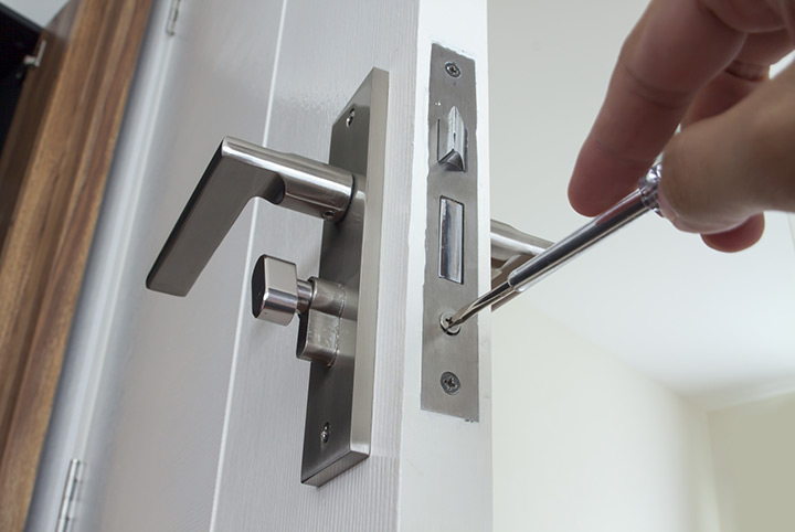 Our local locksmiths are able to repair and install door locks for properties in Great Malvern and the local area.